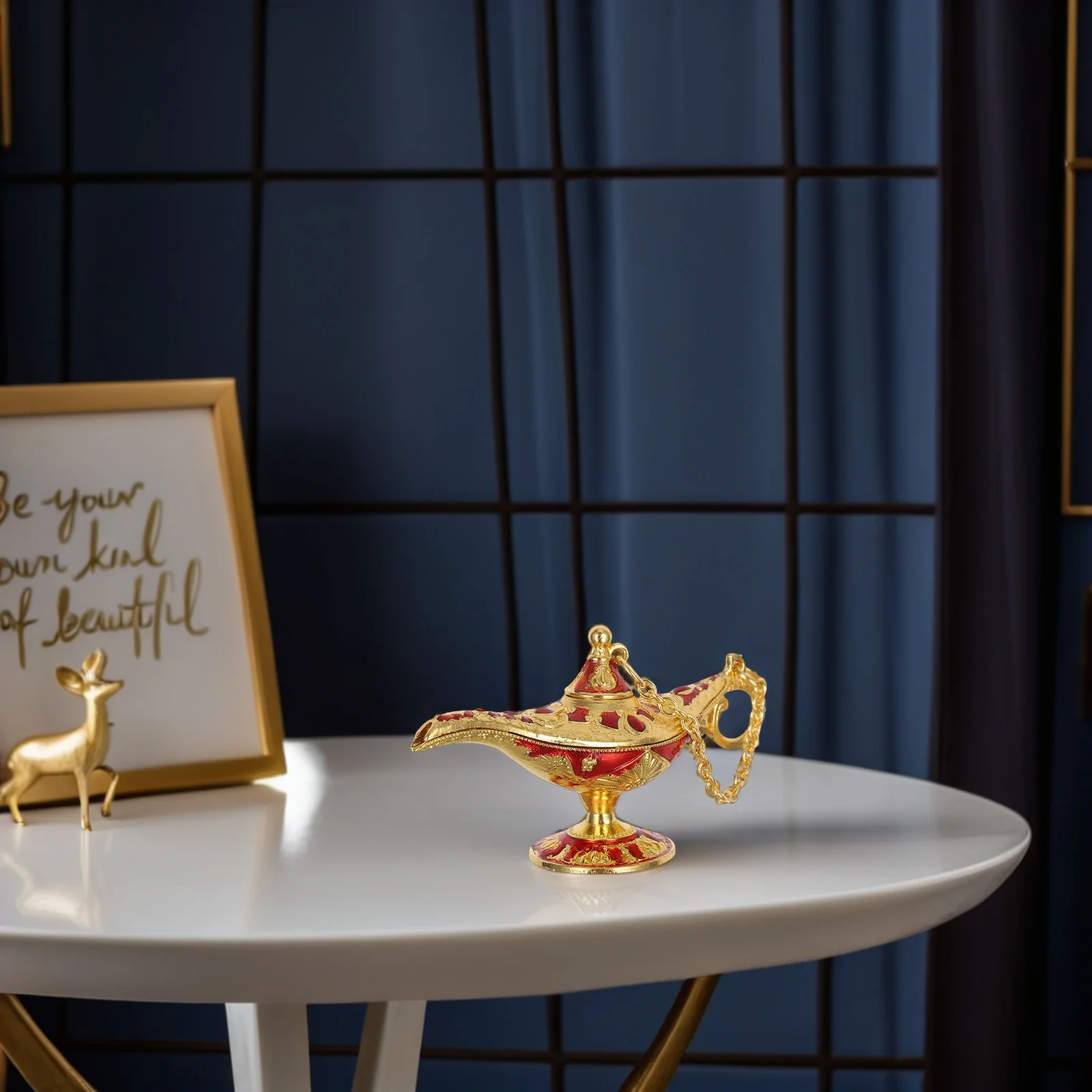 

Charming Vintage Lamp Decor Unique Style Zinc Alloy Desktop Ornament for Home Office Party Table Decoration Living Space Accent