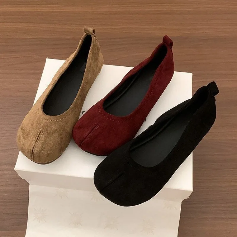 Square Toe Velour Tabis Women Flats Trotters Shoes Ladies Comfy Slip in Loafers Female Walking Flat Shoes Fashion Ballet Shoes
