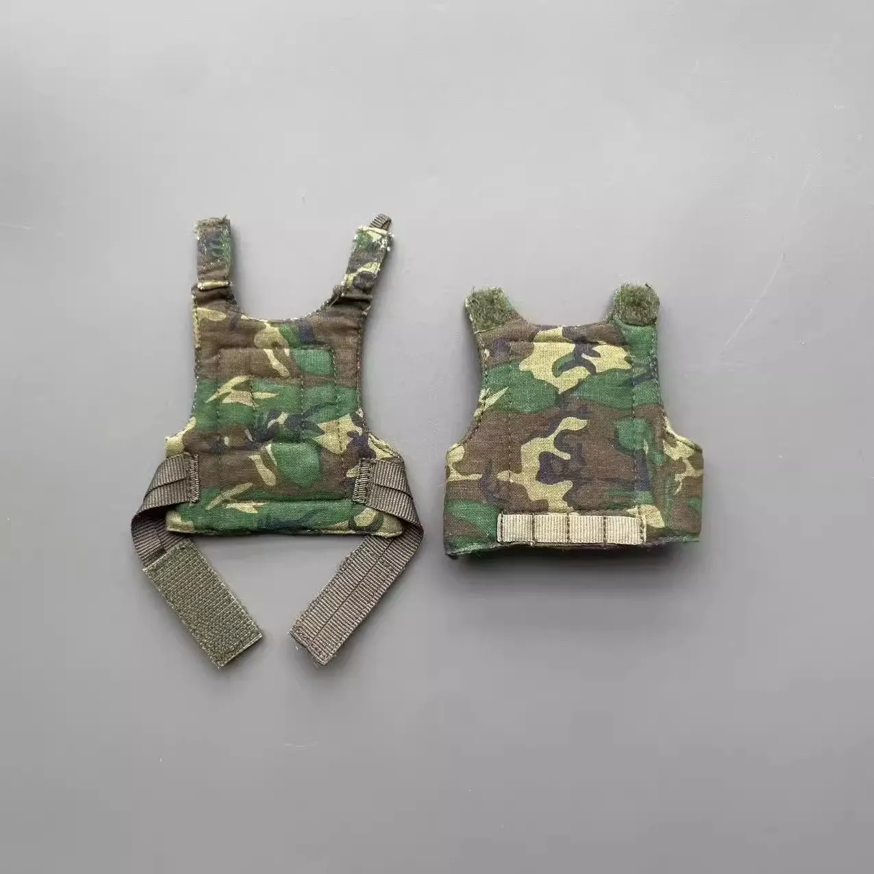 

Little 1/6 Soldier Accessories BBI Jungle Chest Hanging Bulletproof Vest Model Fit 12'' Action Figure Body In Stock