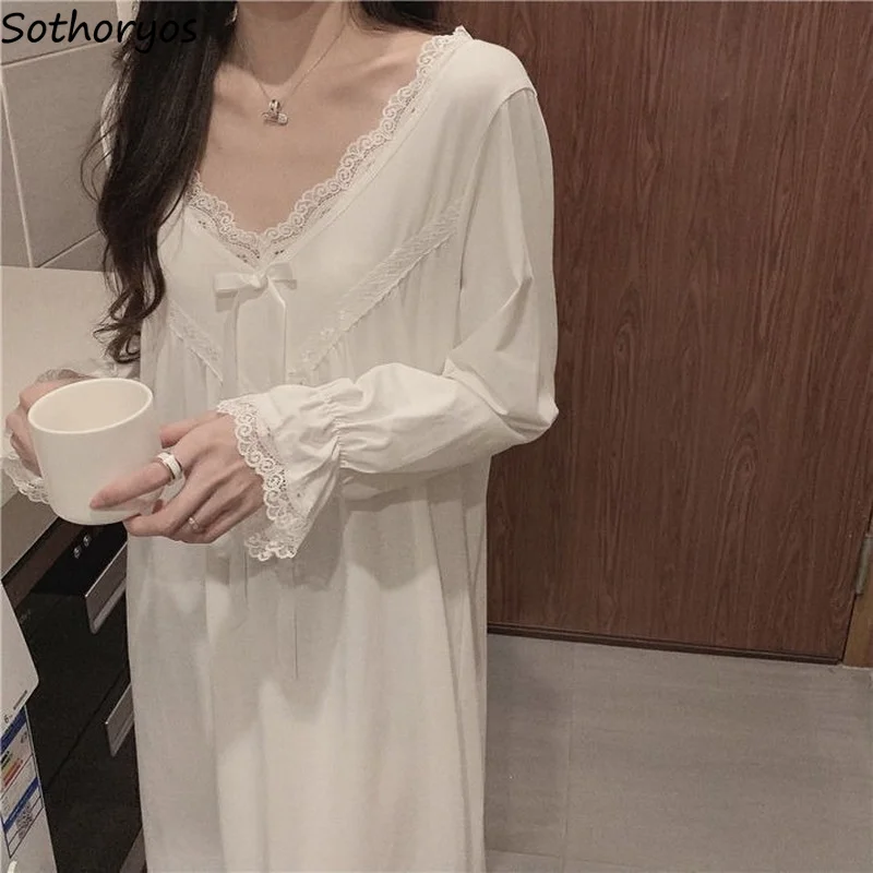 Women Midi Nightgowns Sweet Tender V-neck Lace French Style Vintage Fairy Vestidos Long Flare Sleeve Mid-calf Sleepwear Ruffles