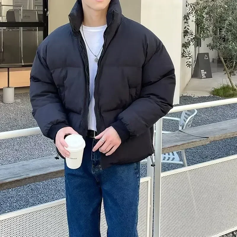 Koreanische Version der einfachen, einfarbigen, warmen, gepolsterten Freizeitjacke, dicke, lockere, winddichte, mit Baumwolle gepolsterte Kleidung für Herren im Winter