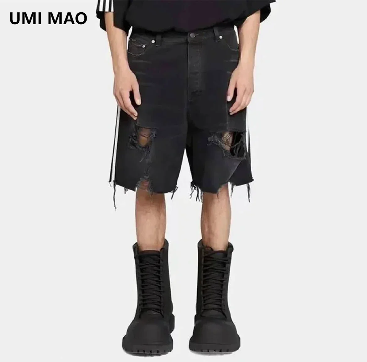 

UMI MAO Street Trousers Y2K Shorts Men Striped Stitching Ripped Tassel Denim Shorts Loose Washed Jeans Three-bar Raw Edge Pants