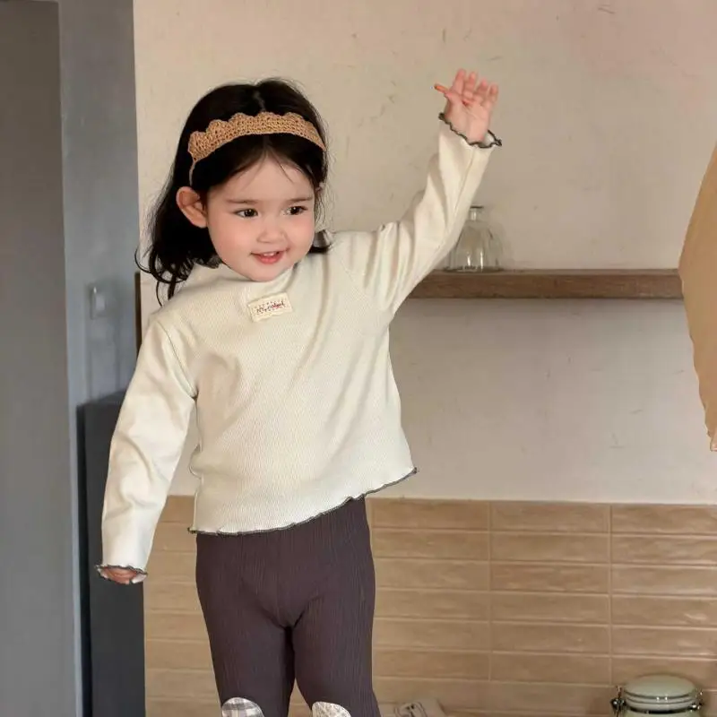 

2026 Spring New Baby Long Sleeve T Shirts Solid Girls Simple Lace Bottoming Shirts Infant Cotton Tops Toddler Clothes