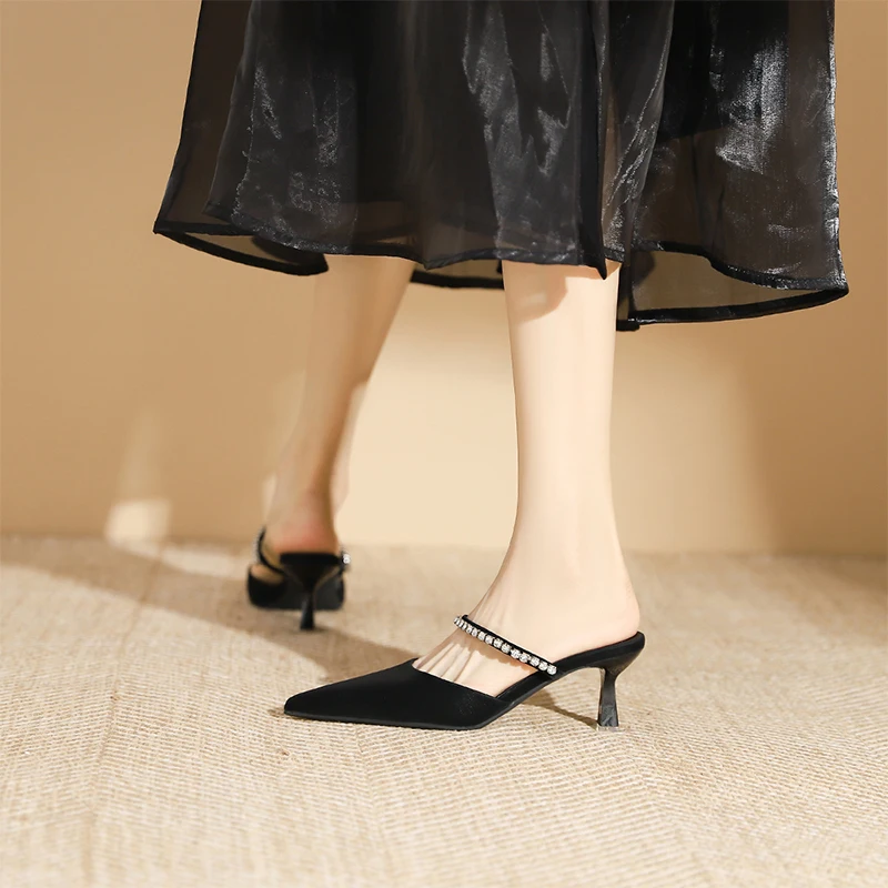 2024 women's shoes trend with a word band, diamond-pointed high heels, black sexy semi-drag women's elegant high heels