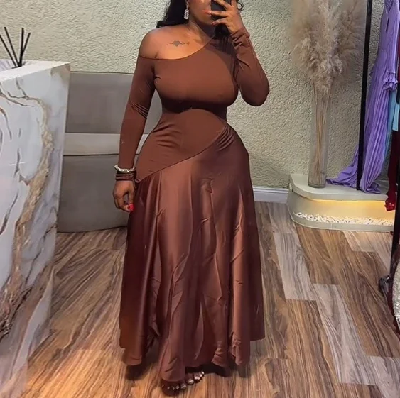 Abiti da festa eleganti da donna Colletto inclinato Abito a trapezio francese in seta patchwork a vita alta con maniche lunghe irregolari vintage