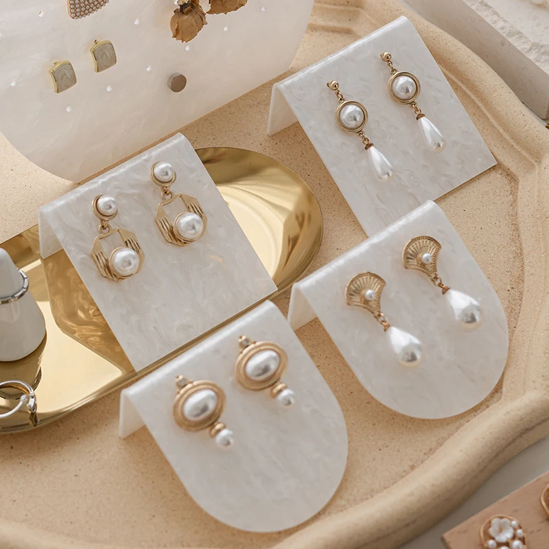 

Acrylic White Cloud Pattern Earrings Display Cards Jewellery Stand Holder Jewelry Packaging Cards Bracket Earring Display Board