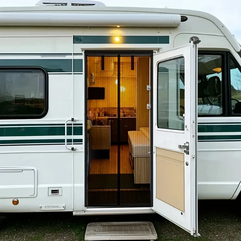 RV ประตูตาข่ายม่านประตูหน้าจอ Campers UV เต็มรูปแบบ Sunshade Roller Blind สําหรับรถพ่วงความเป็นส่วนตัว Camper อุปกรณ์เสริม