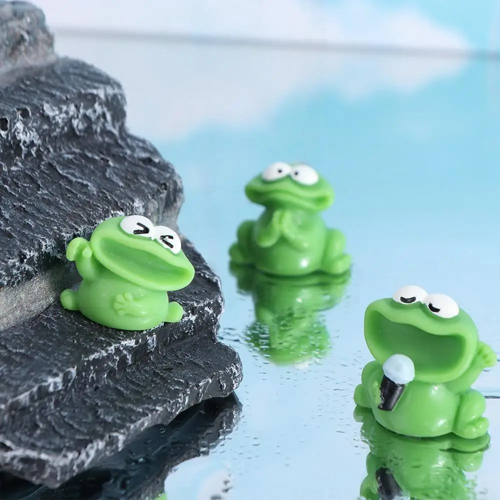 Cartoon Big Mouth Chorus Frogs Figurine Cute DIY Big Mouth Frogs Statue Resin Crafts Mini Frogs Ornament