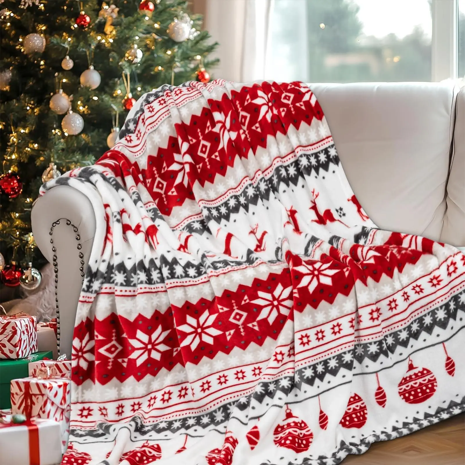Christmas Throw Blanket for Couch, Holiday Christmas Reindeer Snowflakes Flannel Fleece Blanket, Warm Winter Cabin Throw Decor