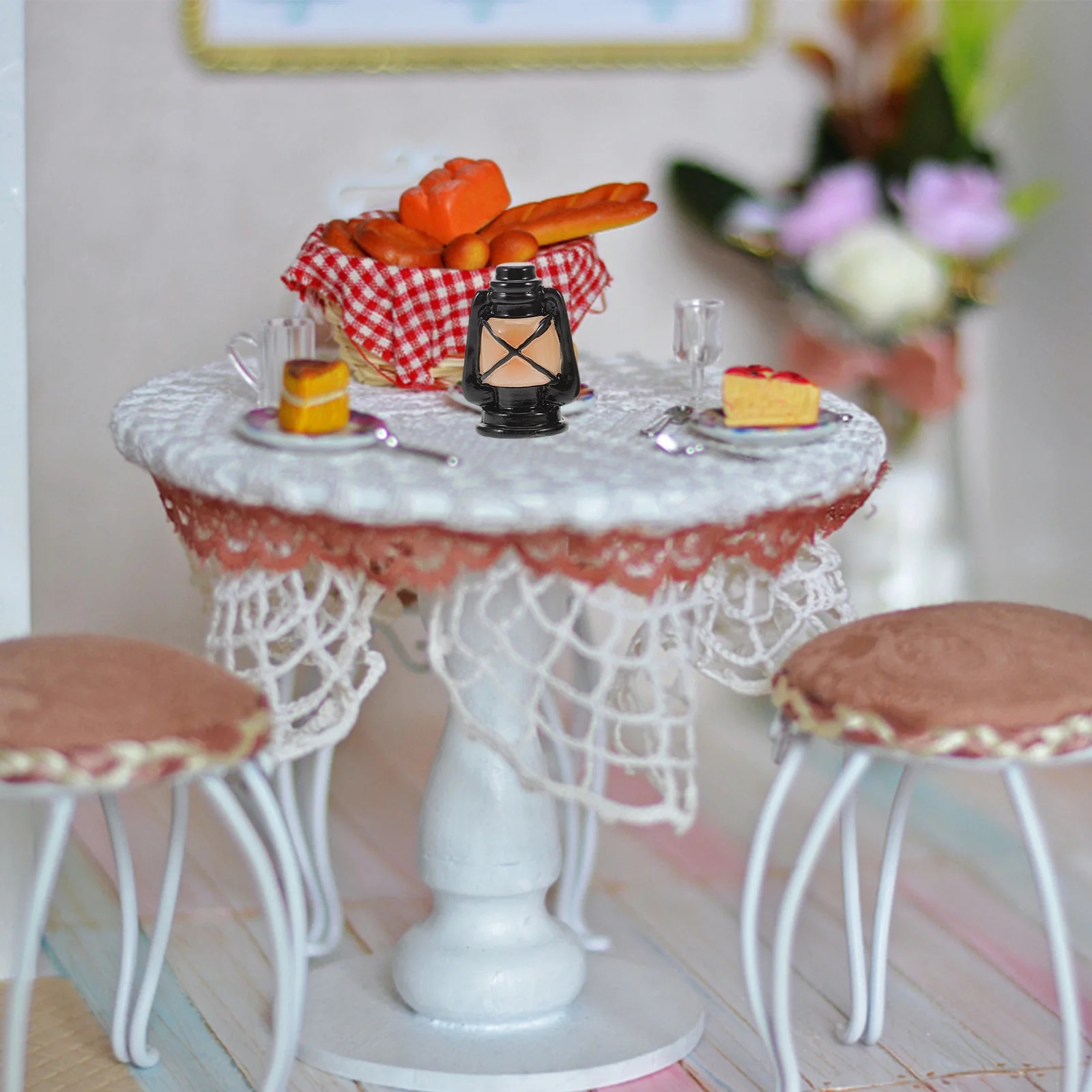 

12pcs Miniature House Decor Micro Miniature Lamp Landscape Props Sturdy Resin Tiny House Kit Mini Lamp