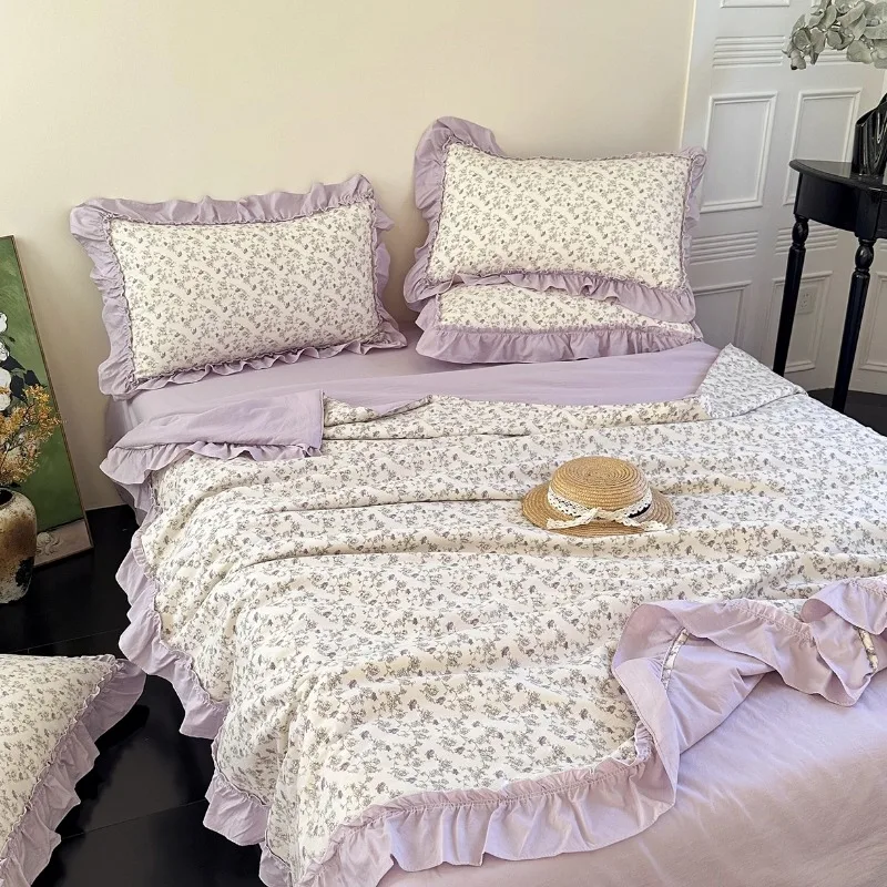French small floral comfortable summer quilt four-piece set summer breathable lace air conditioner quilt machine washable