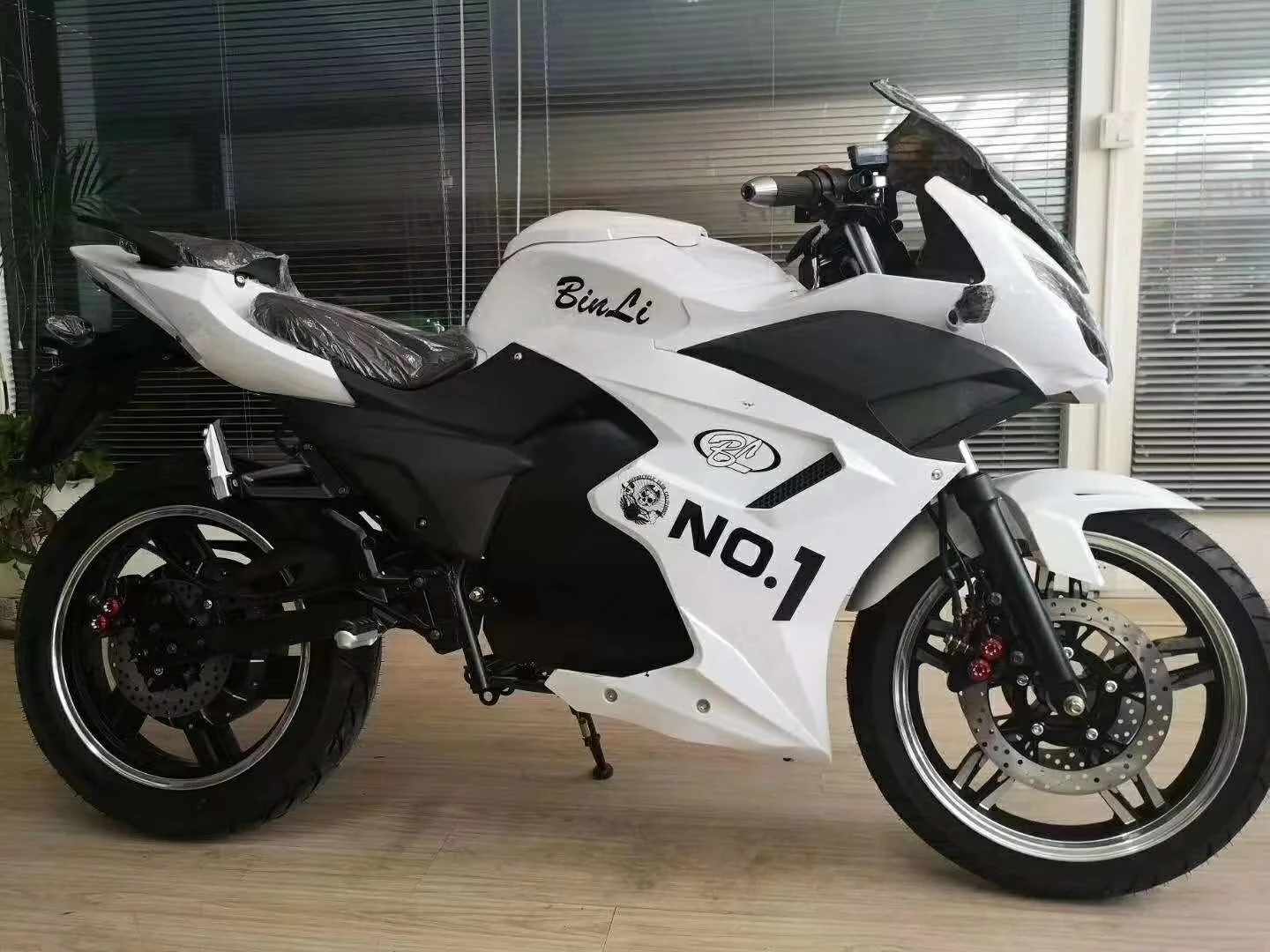 Chinese factory cheap 8000 watt electric motorcycle 72 volt electric racing motorcycle lithium battery electric motorcycle adult