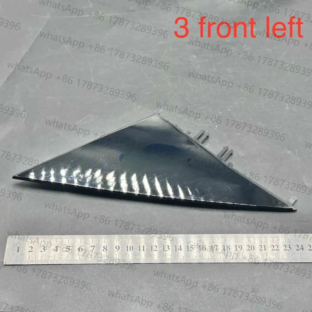 1-piece-pour-modele-3-le-retroviseur-est-eclaire-avec-un-panneau-de-garniture-triangulaire-exterieur-noir