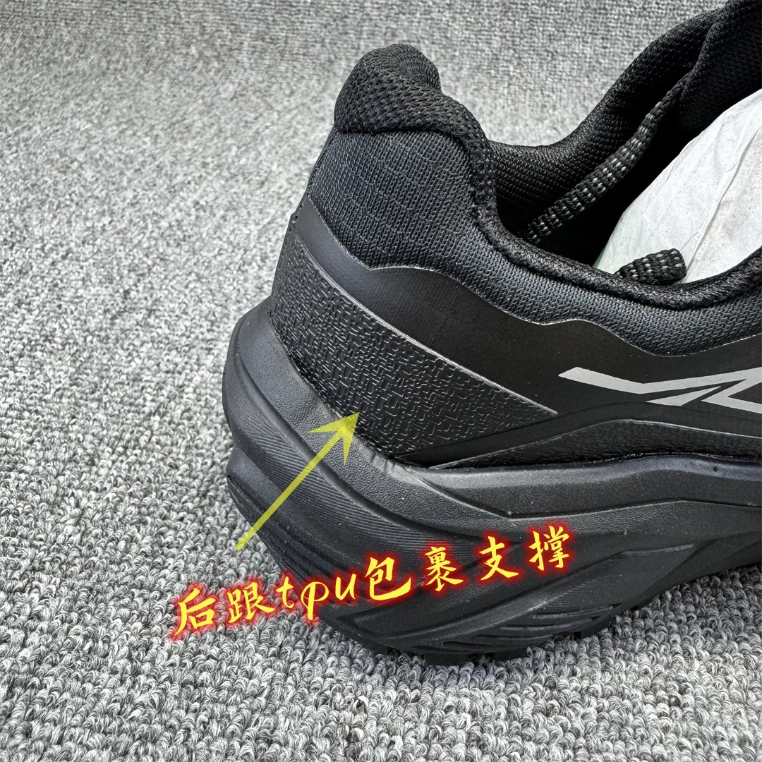 New Mens Running Shoes Soft Cushioning Sneakers Neutral Sneakers Lightweight Anti-slip Outdoor Casual Shoes