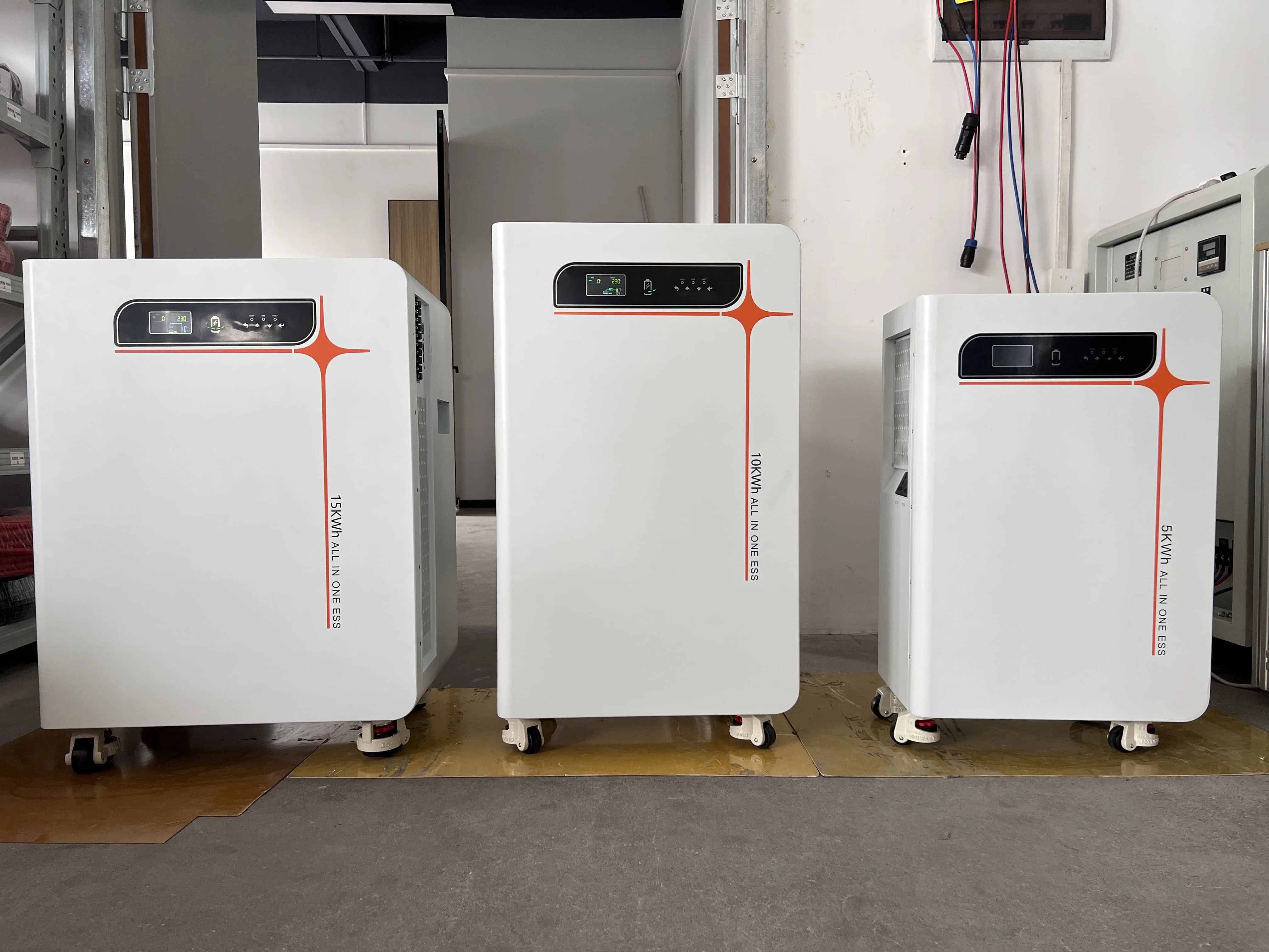 New Home Use 10 kW 15 kW Solar Panel Wave System with 10 kWH 20 kWH MPPT Lithium Ion Battery Controller