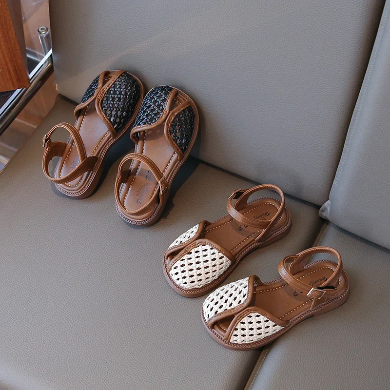 

2025 mixed color woven design children's sandals, girls' shoes, fashionable and suitable for cutting, toe cap sandals