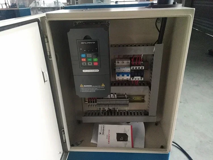 آلة لف الأسلاك شبه الأوتوماتيكية آلة لف لفائف المحولات المغمورة بالزيت #3