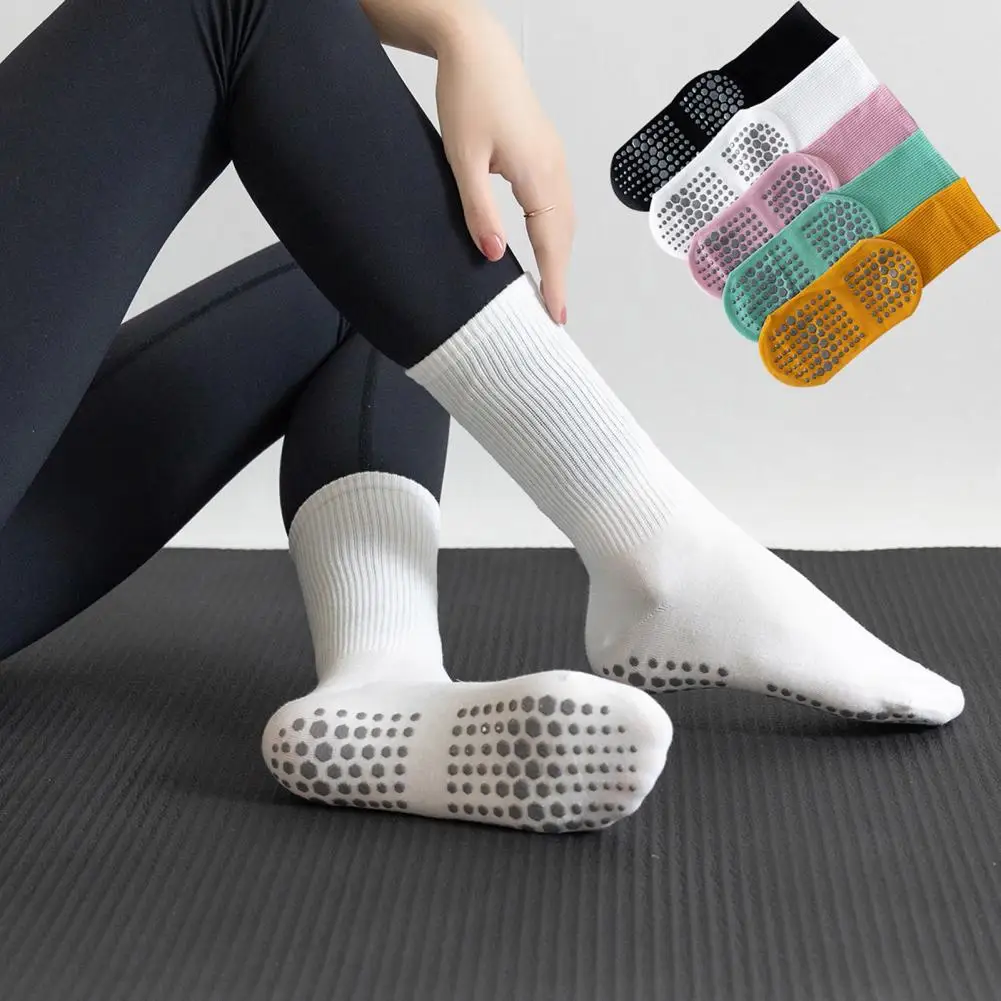 

Yoga Socks with Non-slip Silicone Gripper Moisture-Wicking Professional Women Ballet Dance Fitness Pilates Sports Mid-calf Socks