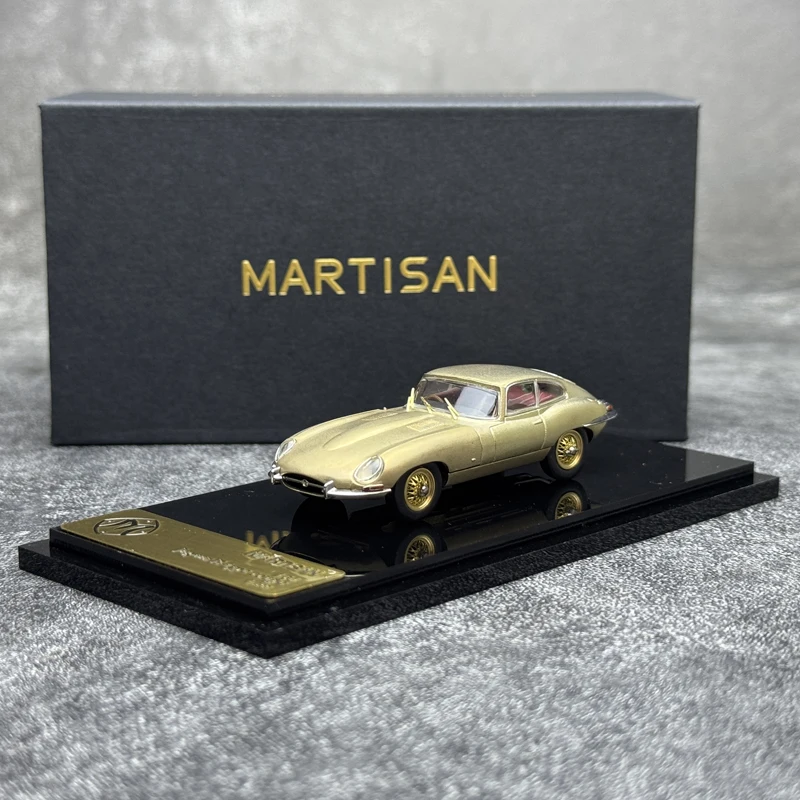 

MARTISAN 1:64 Scale Diecast Alloy Jaguar E-Type COUPE Toys Cars Model Classics Nostalgia Adult Gifts Souvenir Static Display