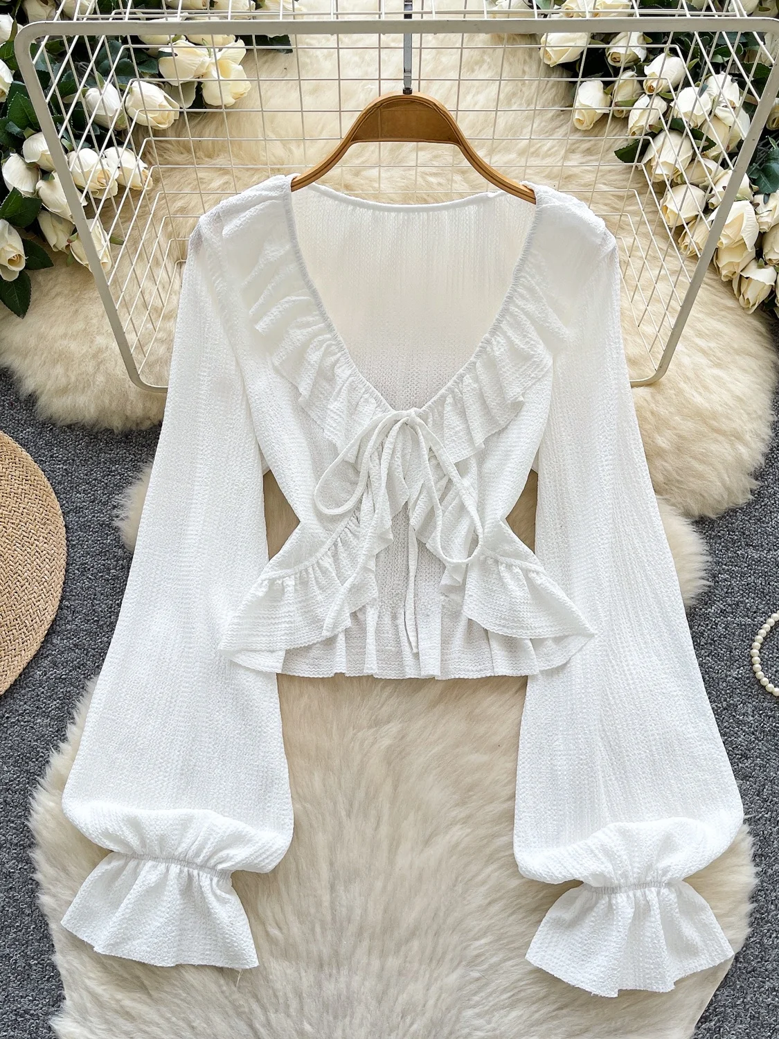 Francuska sukienka z dekoltem w serek, zapinana na guziki, damska, modna, wiosenno-jesienna, luźny krój, oddychająca, poliestrowa, długa sukienka.