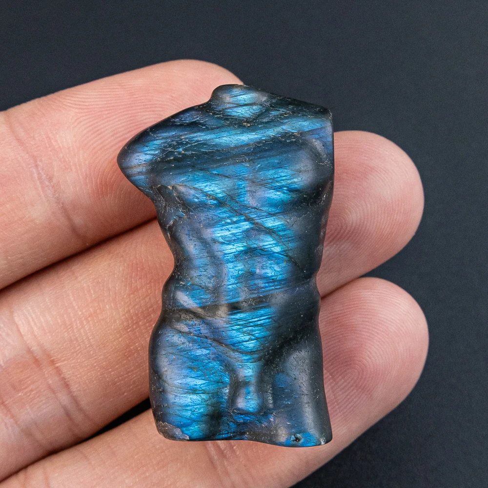 

1 шт. драматический переливающийся лабрадорит кулон 38X23X14 мм ручной работы резной мужской корпус для изготовления ювелирных изделий Diy подвески аксессуары