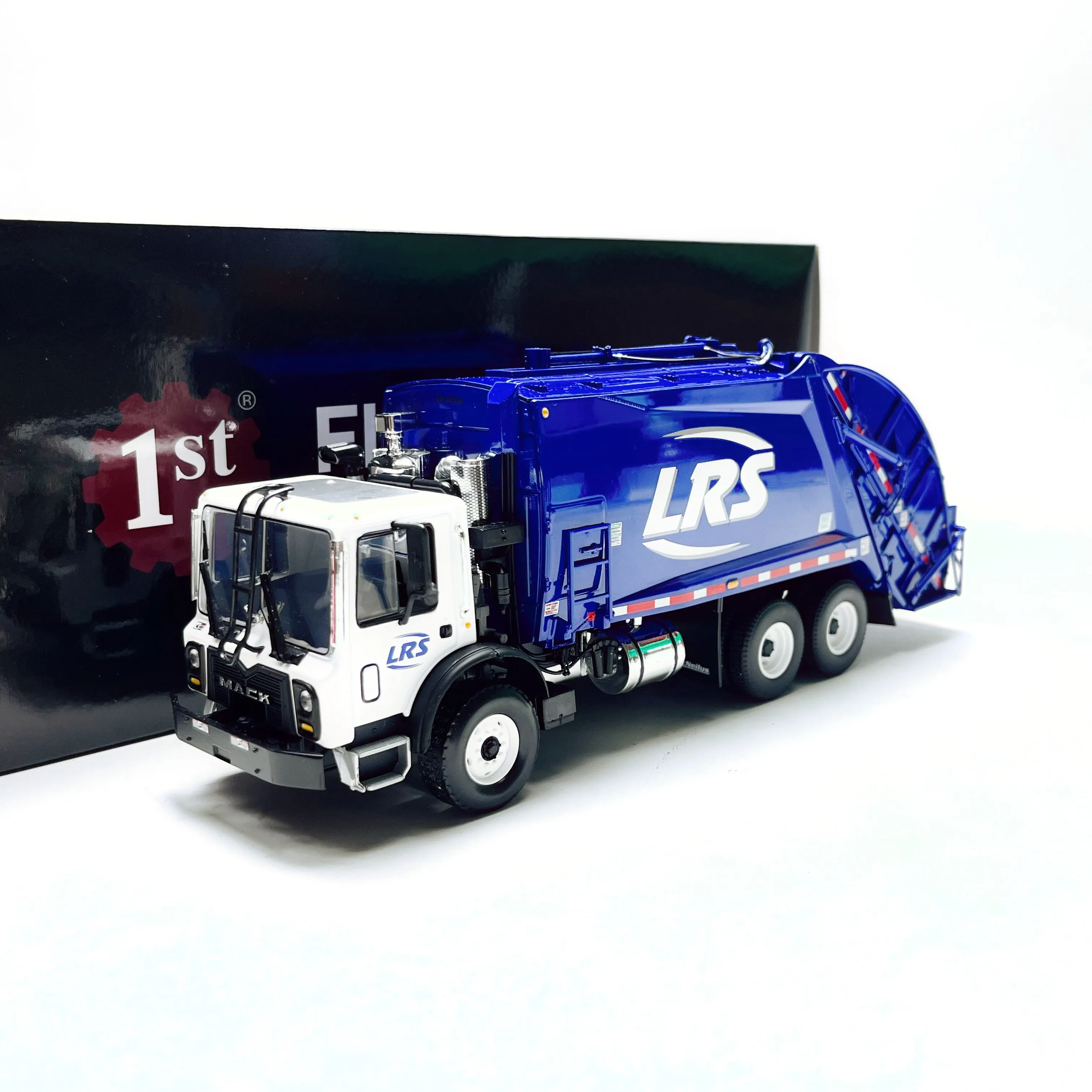 

Diecast First Gear 1/34 Scale 10-4318 Garbage Truck Alloy Car Model