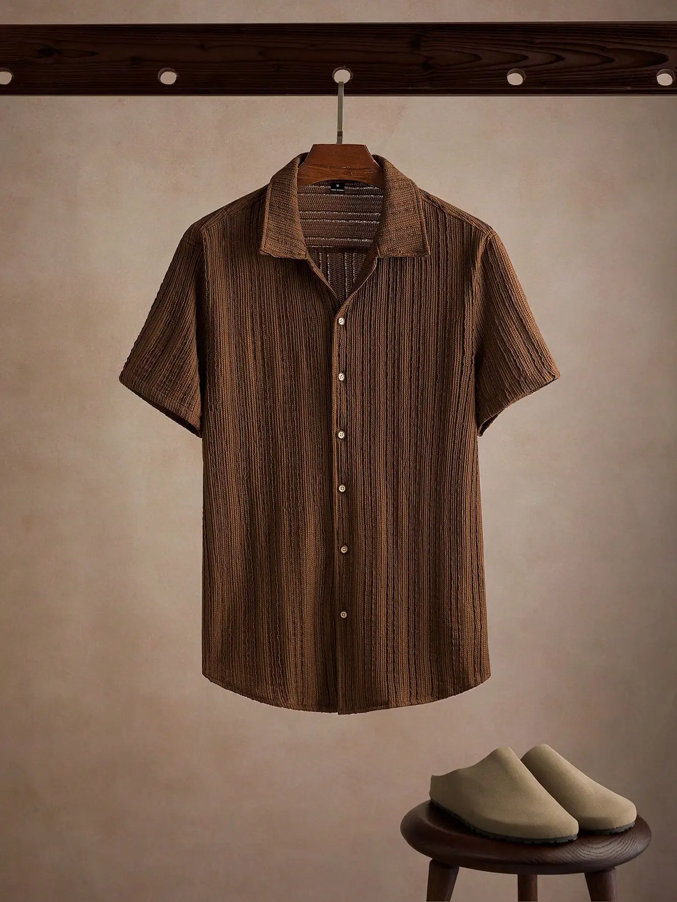 

Men's Brown Ribbed Texture Short Sleeve Button-Down Casual Shirt