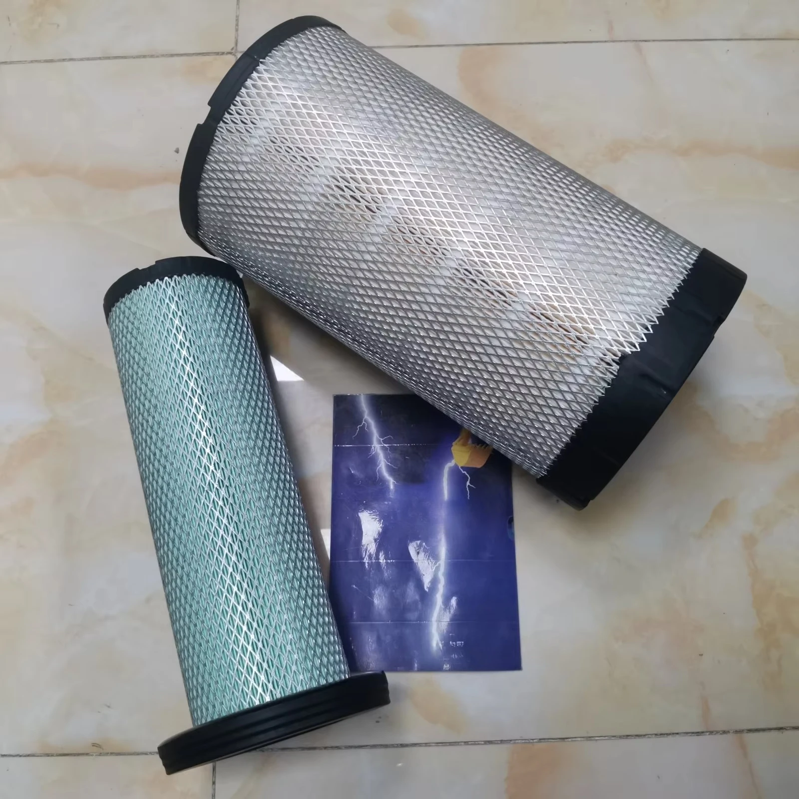 

Quality Air Filter AF26614 AF26613