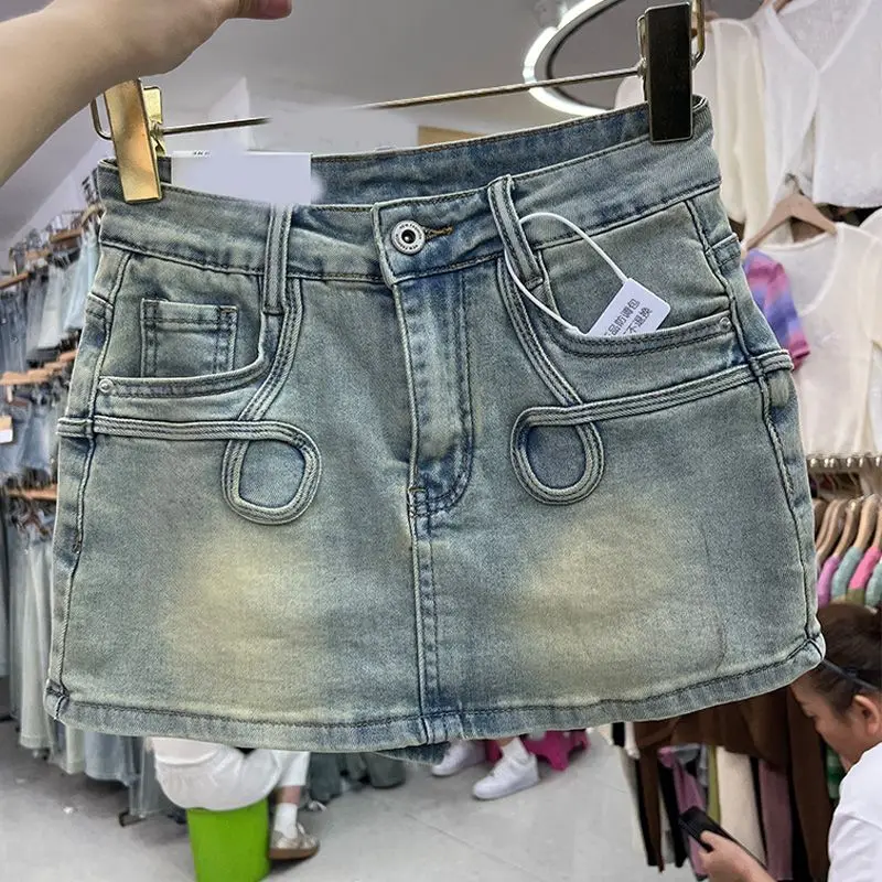 Spicy girl retro denim short skirt for women in summer, slimming,  anti glare, hip hugging short skirt  harajuku