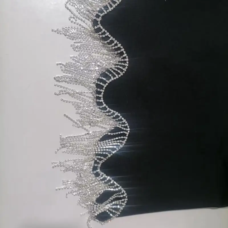 Falda corta con tirantes de diamantes para mujer, vestido ajustado con cuello en V, vendaje, club nocturno, borla, taladro, envoltura en la cadera,