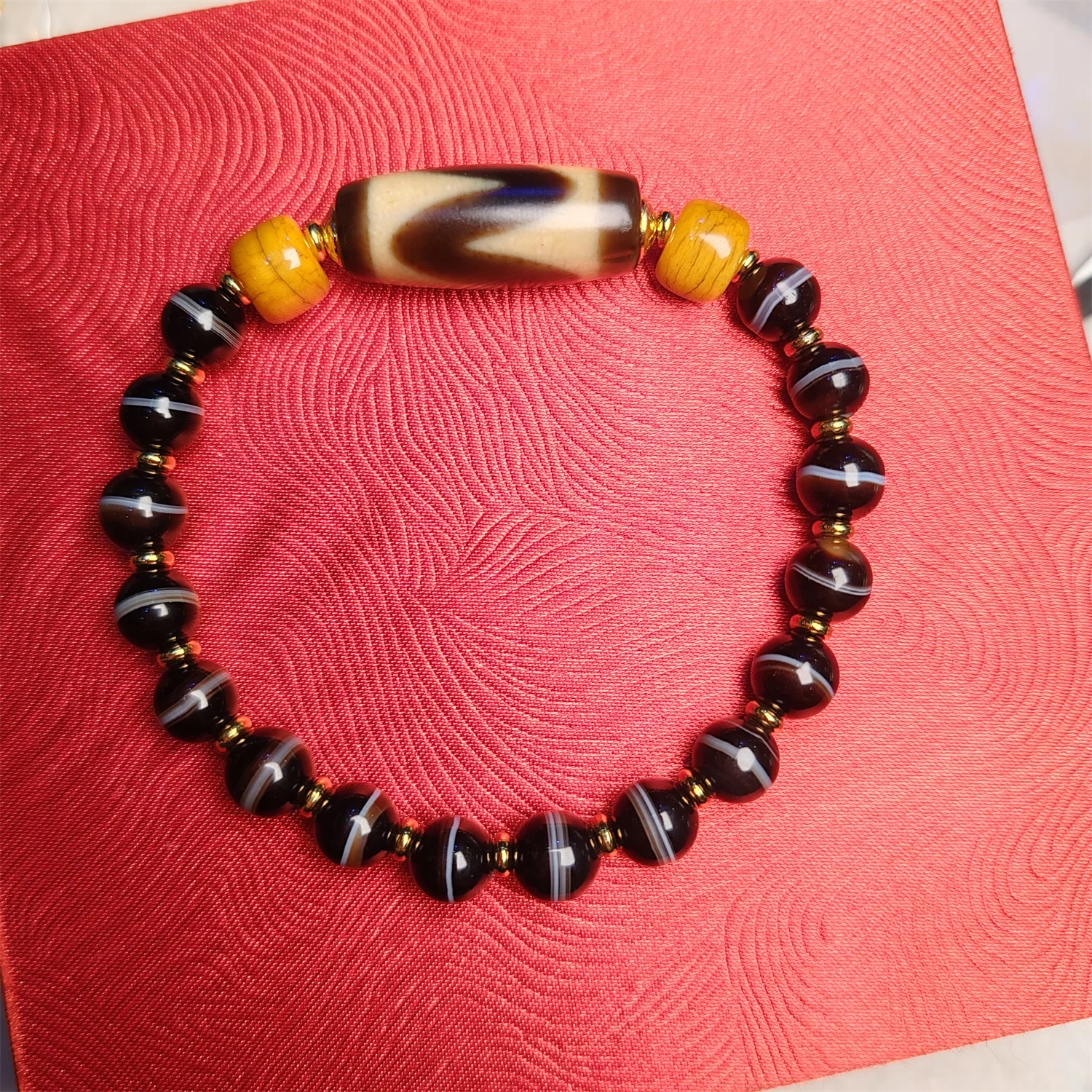 

1pcs/lot Natural Agate /Tiger Tooth Pattern/ Dzi Bracelet Weathering lines Line pharmacist beads Ethnic style Men's and women's