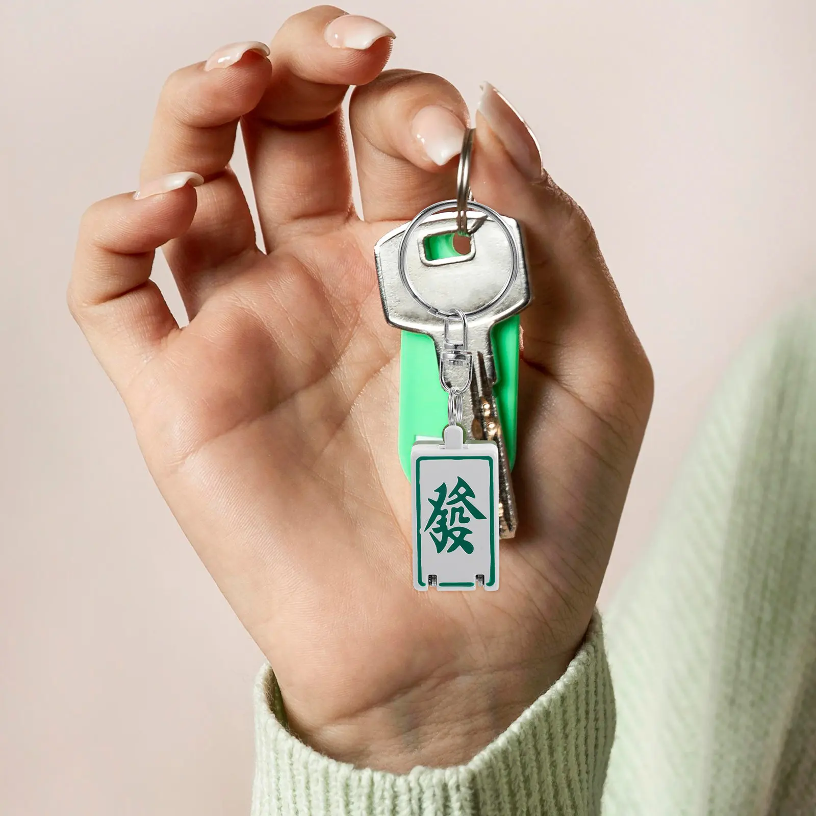 Portable Mini Folding Mahjong Nail Clipper Keychain Compact Fingernail Trimmer for Travel Everyday Use Handbag Pocket Purse Nail