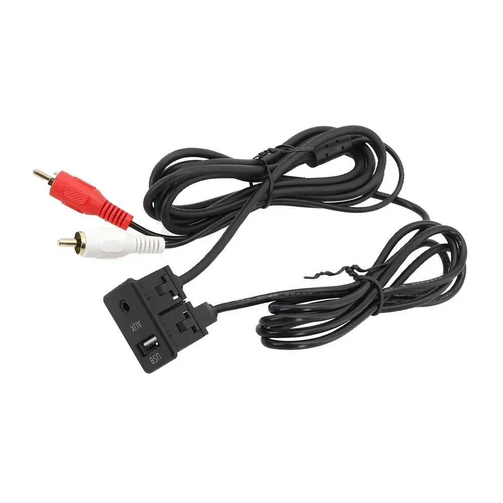 Adattatore per cavo di interfaccia per pannello interruttori AUX da 4 pin USB + 3,5 mm per montaggio a incasso per cruscotto dell\'auto ampiamente