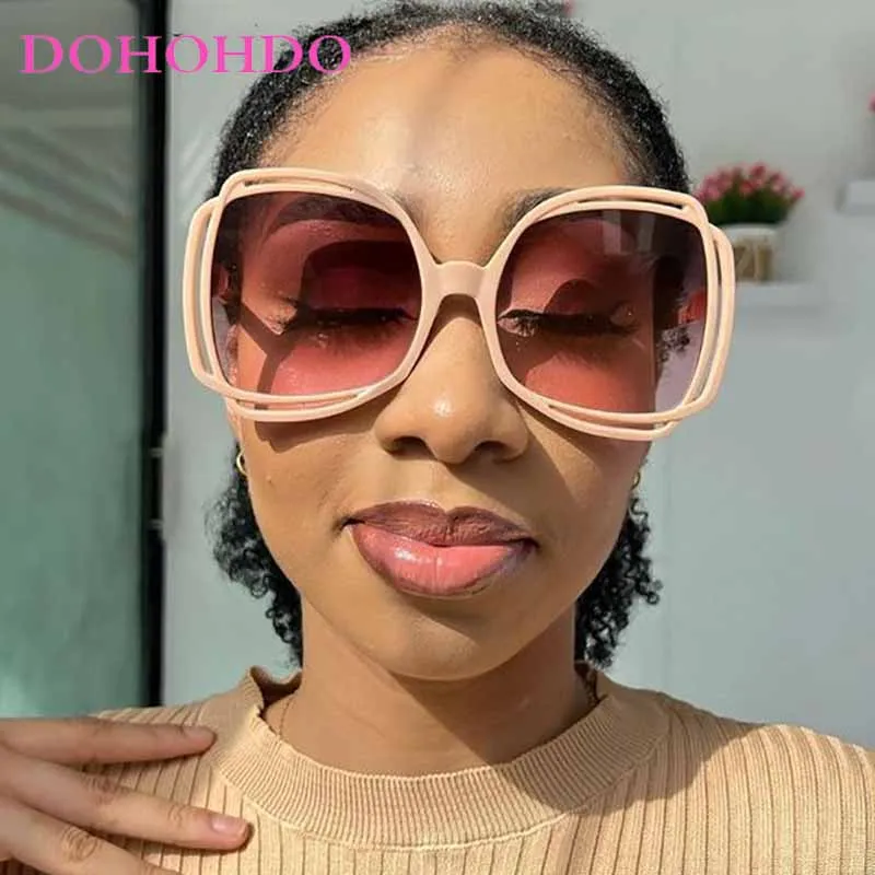 

Fashion Oversized Frame Personality Hollowing Out Sunglasses Woman Tide Luxury Brand Retro Square Street Snap Sun Glasses UV400