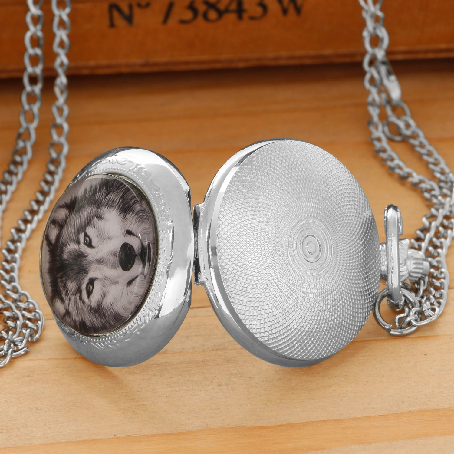 Exquisite Cool Wolf Pattern Quartz Pocket Watch with Necklace Pendant World-Time Feature, Analog Display for Women Men Kids