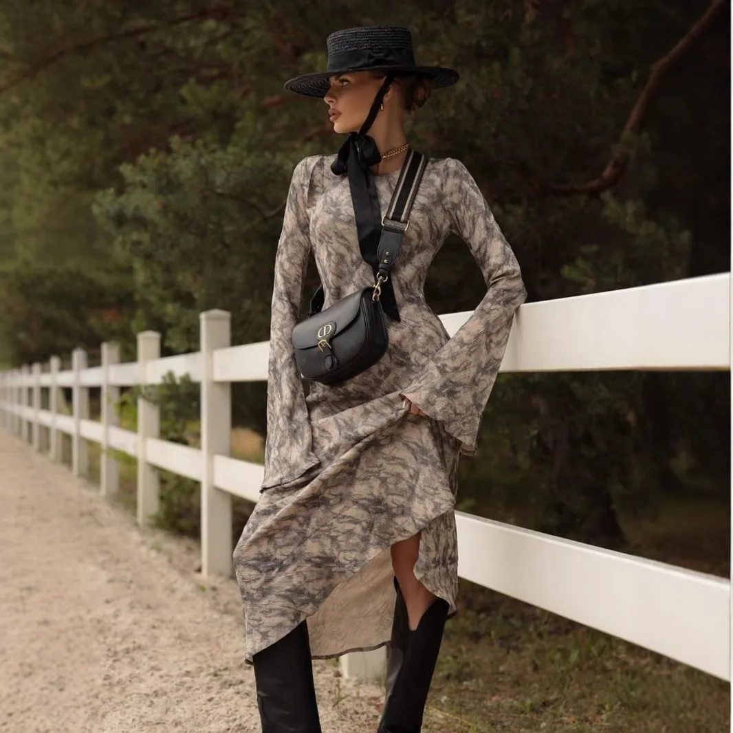 Robe longue imprimée Vintage pour femmes, coupe cintrée, manches évasées, col rond, Maxi, mode dame, tempérament, automne