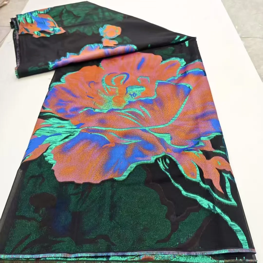 

Африканская парчовая жаккардовая кружевная ткань 2025 Высокое качество 5 ярдов сетчатая кружевная французская позолоченная кружевная ткань для свадебного платья VHD6320