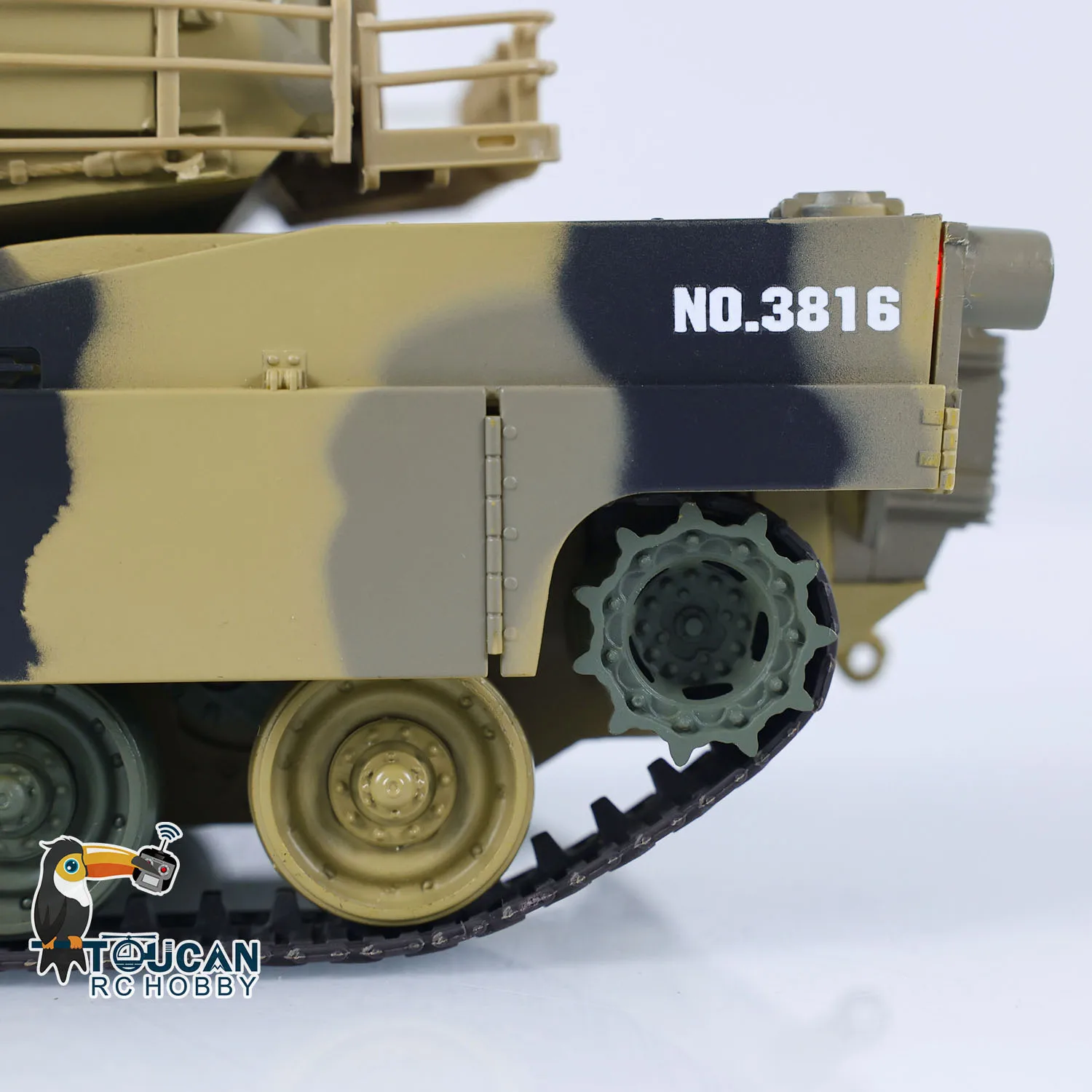 Infrared Combating System 1/24 Heng Long RC Plastic Tank Model Abrams M1M2 3816-2 2.4G Remote Control Battle Toy TH23394