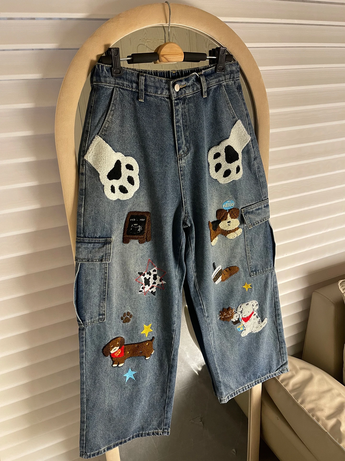 Calças Jeans de Trabalho com Múltiplos Bolsos e Estampa de Cachorro, Design Retro Americano, Largas e Soltas, para Homens e M...