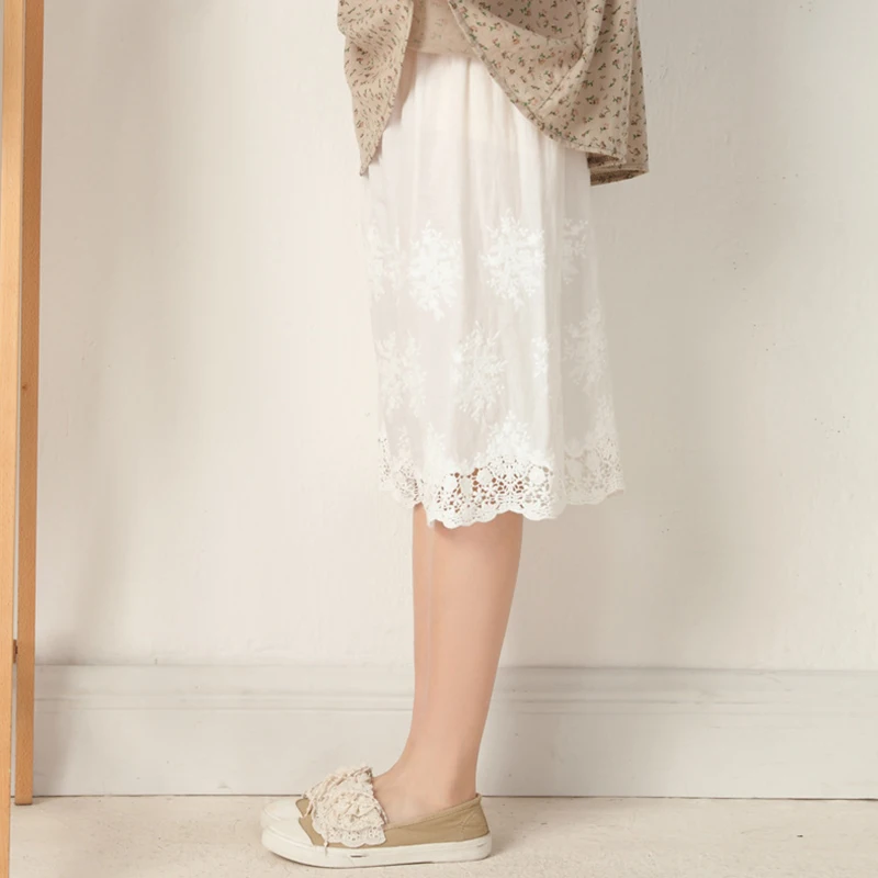 Sommer Stickerei Spitze Breite Bein Hosen Frauen Kleidung Süße Einfarbig Lose Anliegende Baumwolle Leinen Knie-länge Hosen K064