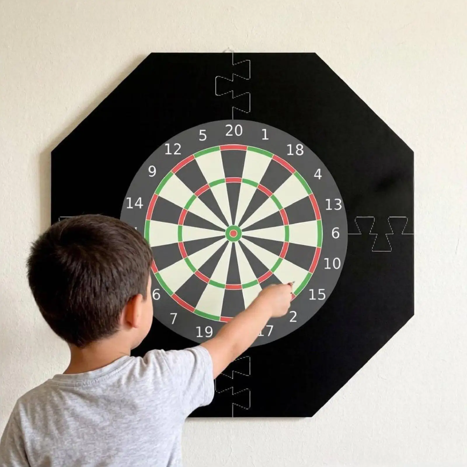 throwing-pin-throwing-board-surround-interconnected-design-throwing-pin-throwing