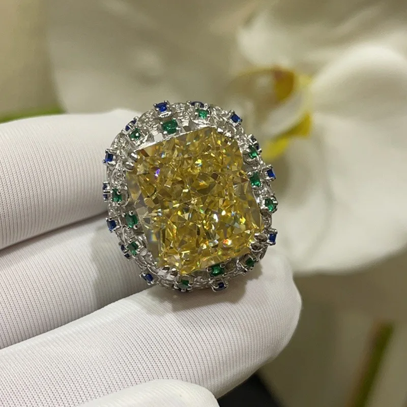 S925 Silver Ring Luxury Set with 15g High Carbon Diamond Radian Ice Cut 14 * 16 Yellow Diamond Ring