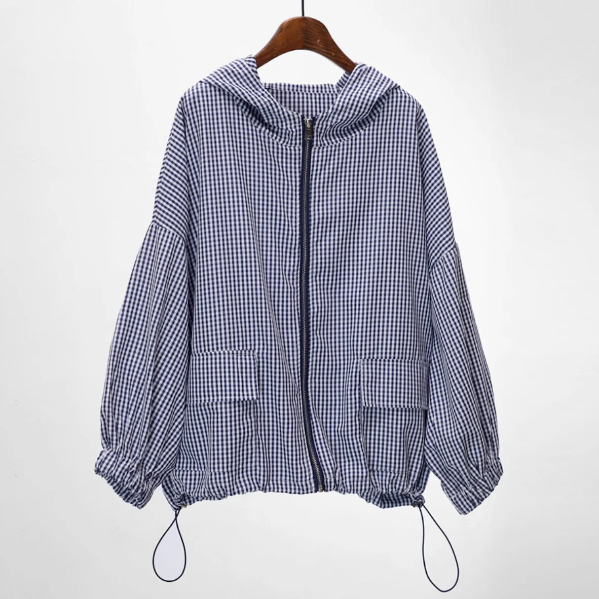 

Summer Female Hoodies Thin Long Sleeve Zipper Fly Hooded Jacket with Pockets Loose Lady Casual Plaid Sweatshirts Drawstring Hem