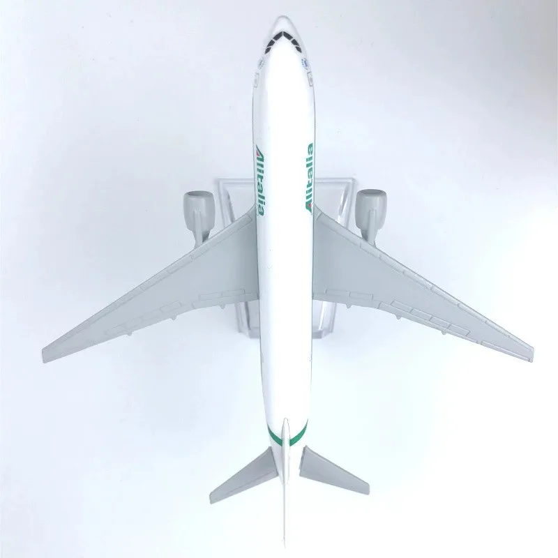 Display Toy 1:400 Aereo in scala metallica 16 cm Modello pressofuso in lega di metallo Alitalia B777 Aereo Airlines Aereo per bambini