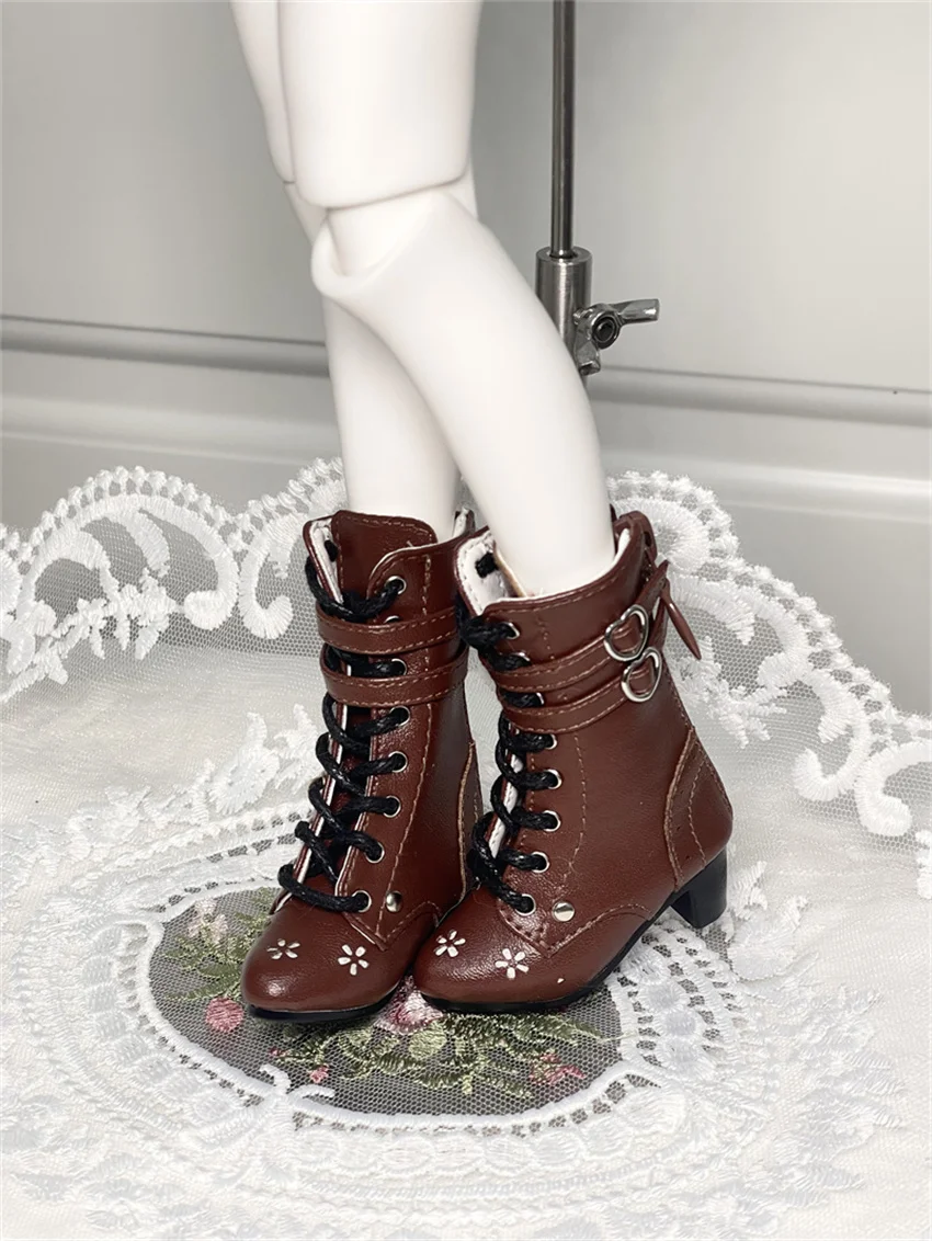 

BJD Doll Shoes 1/4 Double Buckle Girls Toy Elegant Round Toe Brown Lace-up High Heels Leather High Boots Boots Doll accessories
