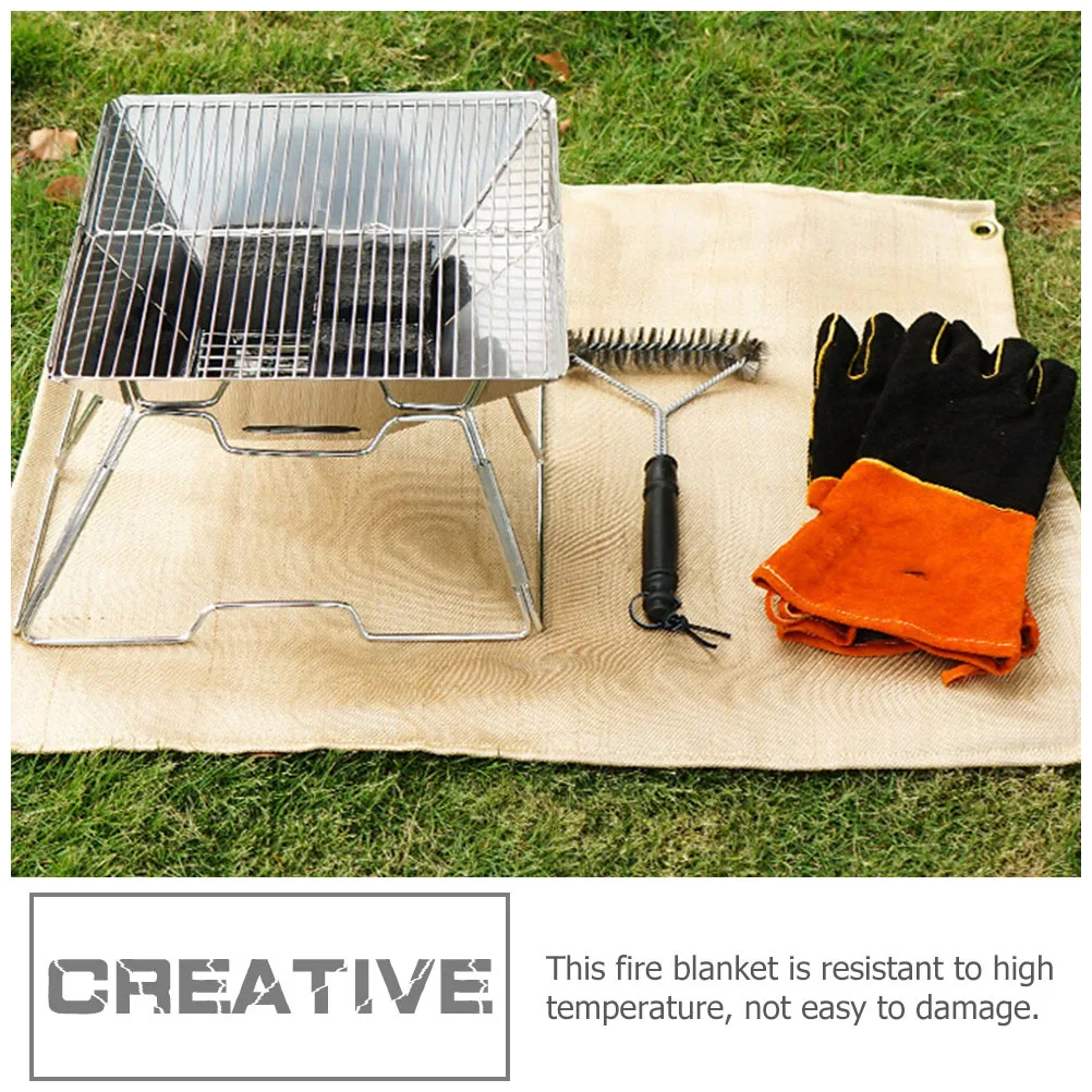

1pc Fire Resistance Mat Fiberglass Lightweight Foldable Heat-Resistant Barbecue Camping Protective Pad Insulation Blanket