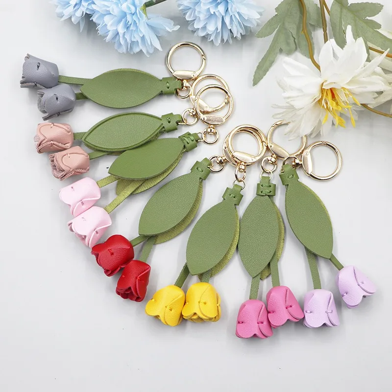 Popular Flower Shaped Pendant PU Leather Metal Accessories Bag Pendant Keychain for women Gift Flower Bag Charm