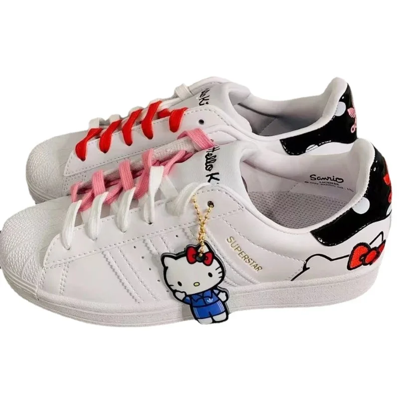 Sanrio Shell head genuine leather Hello kitty co-branded small white shoes girls low-cut sneakers new sports shoes flat shoes