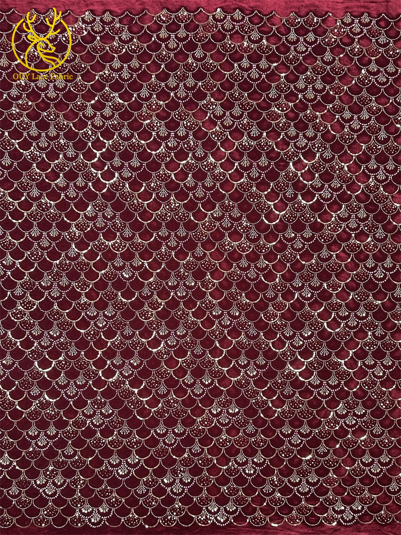 Weinroter nigerianischer Samtstoff mit Stickerei und Perlen, hochwertiger afrikanischer Spitzenstoff, französische Pailletten-Spitze für Damen-Hochzeitskleider – Detail 10