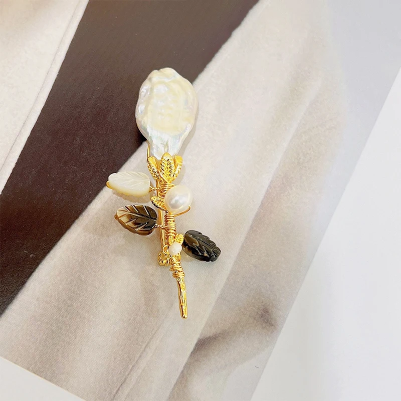

Natural seawater pearls, Baroque style unique brooch, high-end women's brooch, brooch, autumn and winter high-end fur coat suit